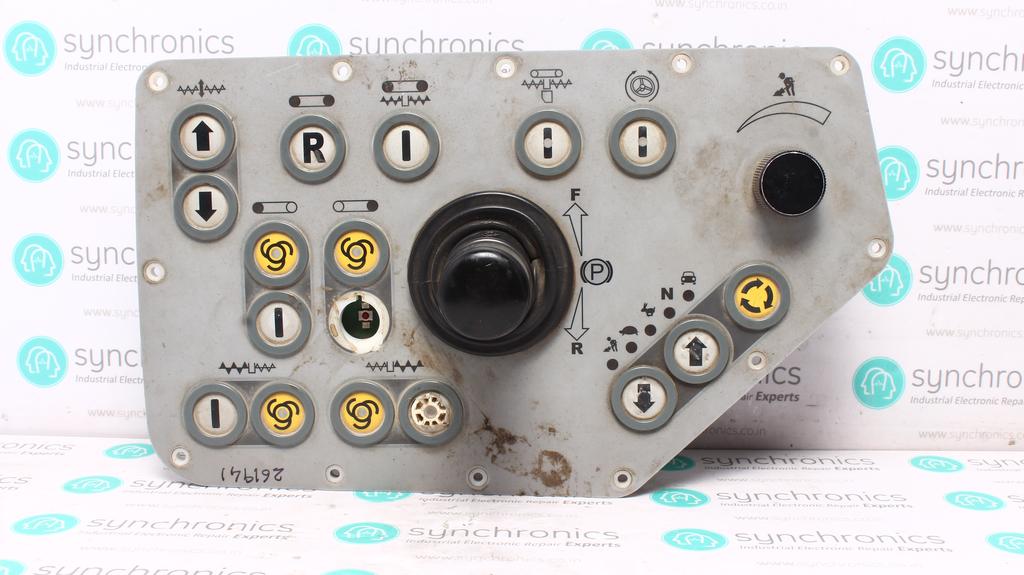 PAVER OPERATOR LEFT SIDE CONTROL CARD