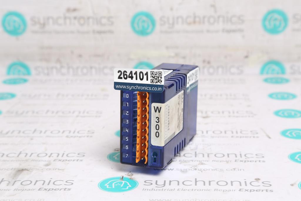 ANALOG INPUT MODULE 8 CHANNEL 12 BIT PCD3-W300