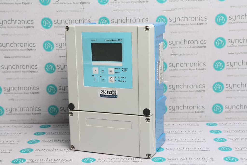 CONDUCTIVITY TRANSMITTER LIQUISYS M CLM253-CD8005