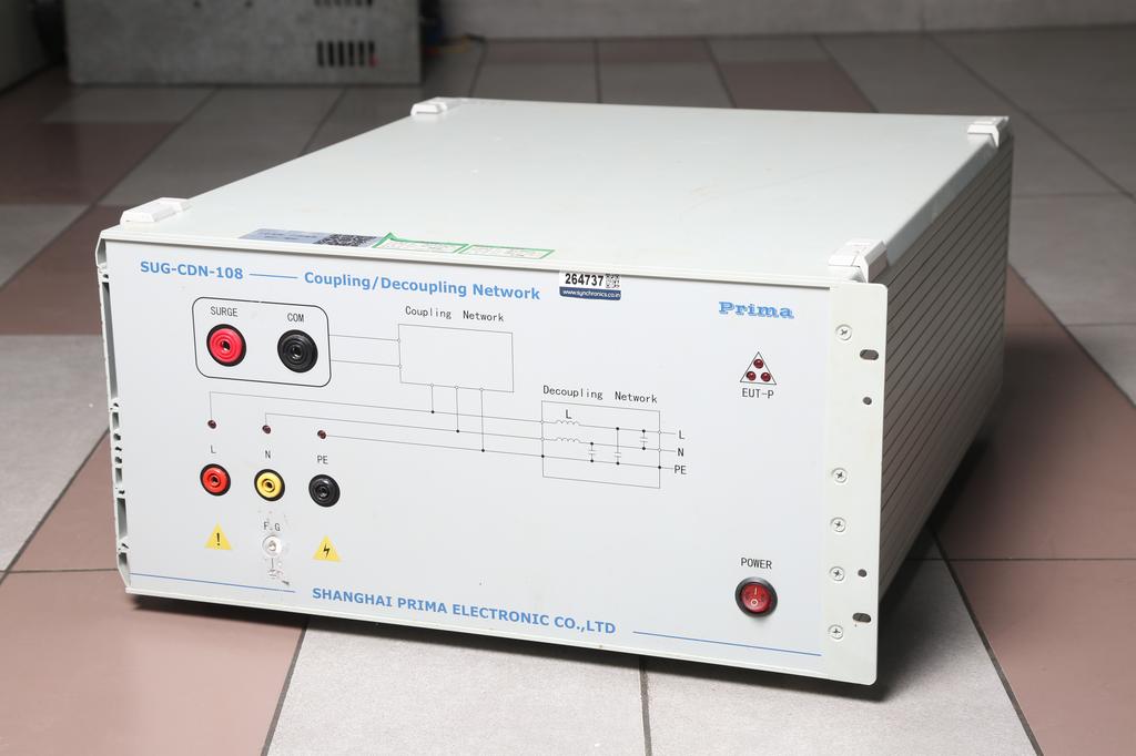 THREE-WIRE COUPLING-DECOUPLING NETWORK SUG-CDN-108-2216