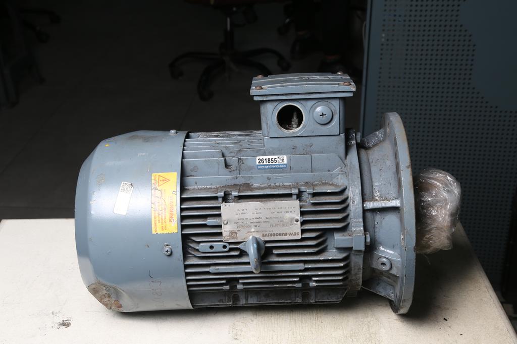 THREE PHASE INDUCTION MOTOR 1001428151